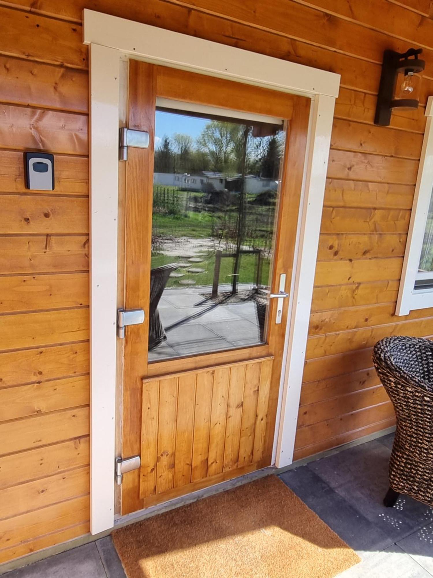 Nieuw - Luxe Blokhut Chalet In Bosrijke Omgeving Anloo エクステリア 写真