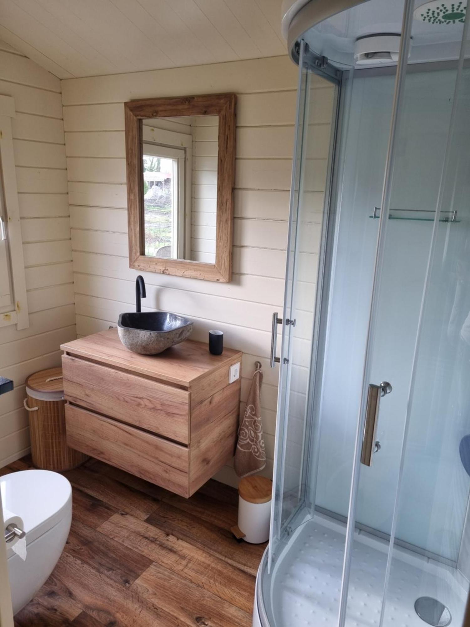 Nieuw - Luxe Blokhut Chalet In Bosrijke Omgeving Anloo エクステリア 写真