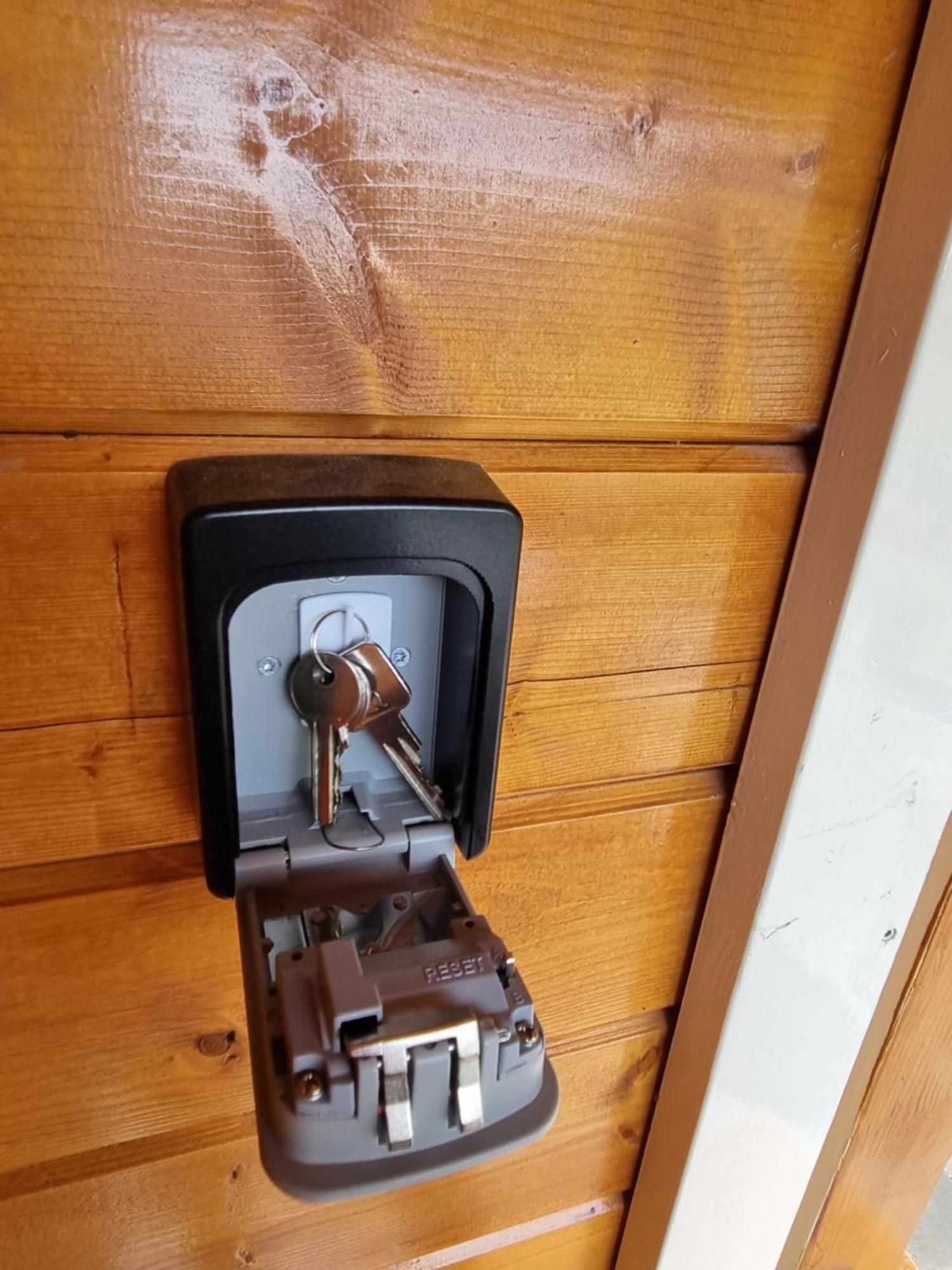 Nieuw - Luxe Blokhut Chalet In Bosrijke Omgeving Anloo エクステリア 写真